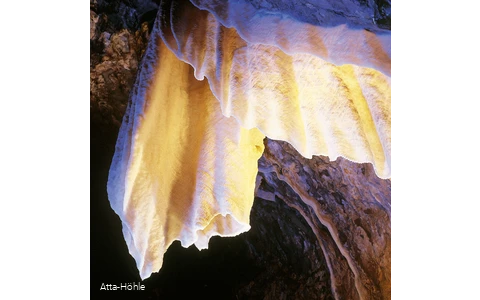 Die Atta-Höhle