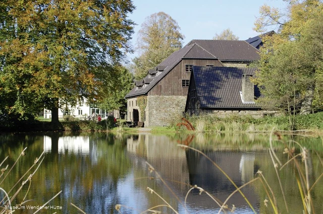 Wendener Hütte und Teich